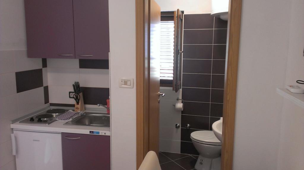 Apartments Hana Starigrad Paklenica Chambre photo