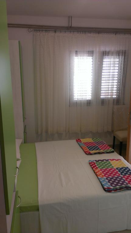 Apartments Hana Starigrad Paklenica Chambre photo