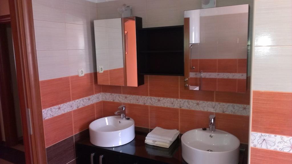 Apartments Hana Starigrad Paklenica Chambre photo